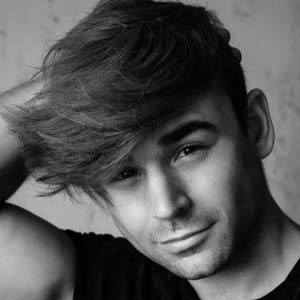 Moritz Garth image 7