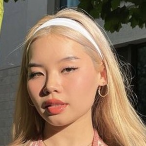 morveskim, 24 (TikTok Star)