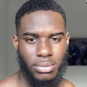 Moses LDN, 26 (Star d'Instagram)