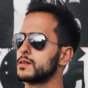 Moti Ankari, 33 (Blogger)