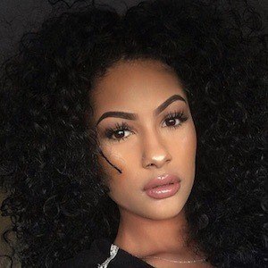 MsLolo, 27 (Instagram Star)