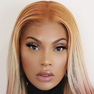 MsRoshPosh, 41 (YouTuber)