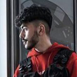 Mustihaft, 23 (YouTube Star)