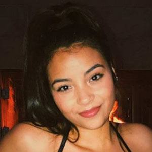 Myka Montoya, 23 (Estrella de YouTube)
