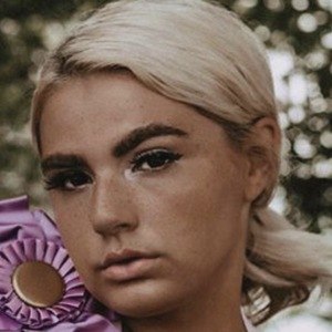 Mykel Elizabeth image 3