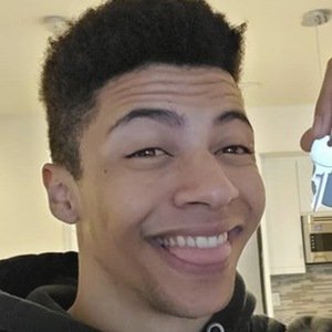 Myth, 26 (Twitch Star)