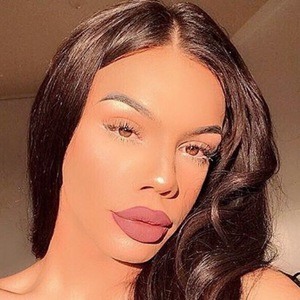 Nabile Laurens, 27 (Instagram明星)