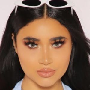 Nadia Almualem, 28 (Model)