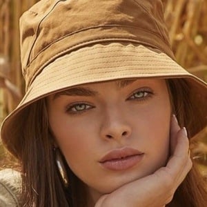 Nadia Ferreira ️, 26 (Model)