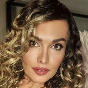 Nadia Girardi, 53 (Instagram Star)