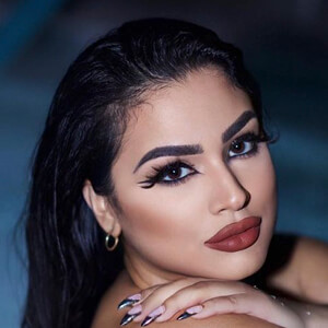 Nadia Khar, 24 (Instagram Star)