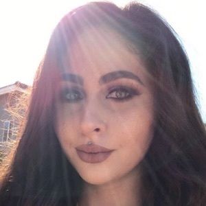 Nadine Elzein image 7