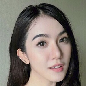 Naenae Suthatta, 33 (Instagram Star)