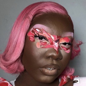 naezrahlooks image 5