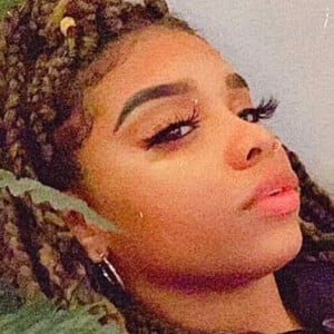 Nakia Smith, 27 (TikTok明星)