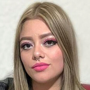 Nallely Martinez image 11