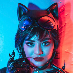 Naomi Barrowes, 30 (角色扮演)