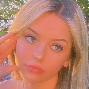 Naomi Skye, 22 (TikTok Star)