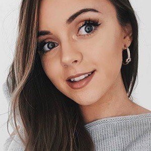 Naomi Victoria, 33 (YouTube Star)