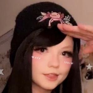 Naomie McGuffee, 21 (TikTok明星)