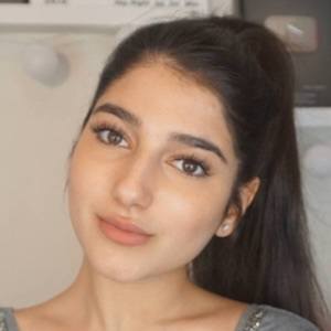 Narins Beauty, 25 (YouTube明星)