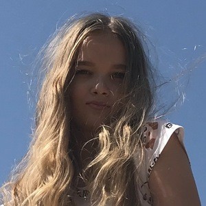 Nastya Stolbunova, 21 (TikTok明星)