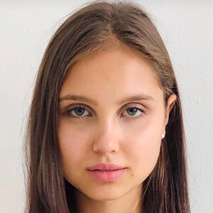 Nastya Swan