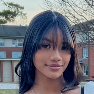 Natali Santana, 22 (TikTok Star)