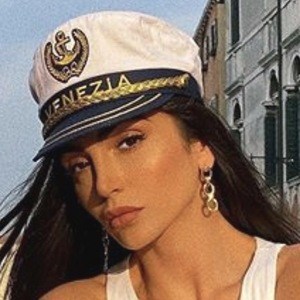 Natalia Betancourt, 45 (Modell)