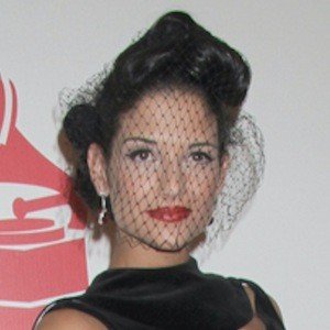 Natalia Jiménez image 6