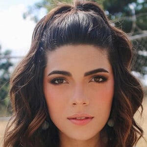 Natalia Lugo, 33 (YouTube明星)