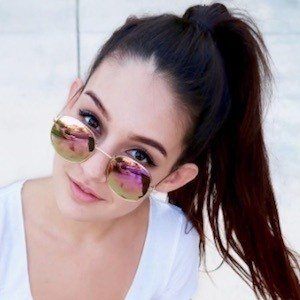 Natalie Gibson, 28 (Instagram Star)