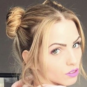 Natalie Grenier, 30 (Звезда Тиктока)