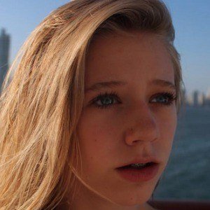 Natalie Lynn, 24 (Звезда Youtube)