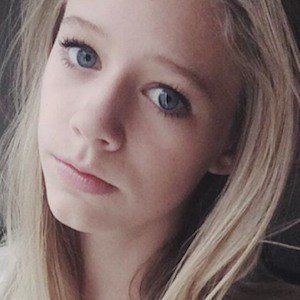 Natalie Lynn, 24 (YouTuber)