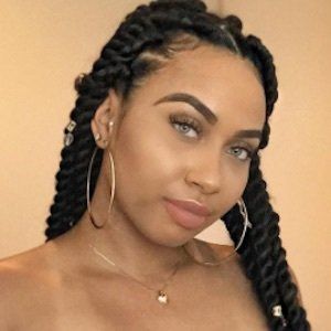 Natalie Odell, 31 (Star d'Instagram)