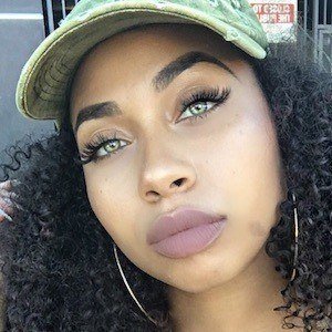 Natalie Odell, 31 (Instagram Star)