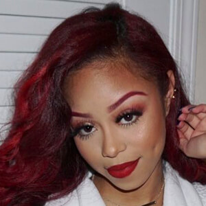 Natalie Orfilia, 26 (R＆B歌手)