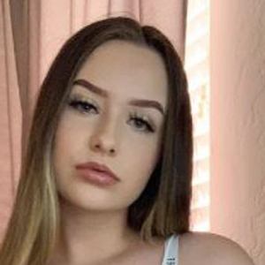 Natalie Shay image 8