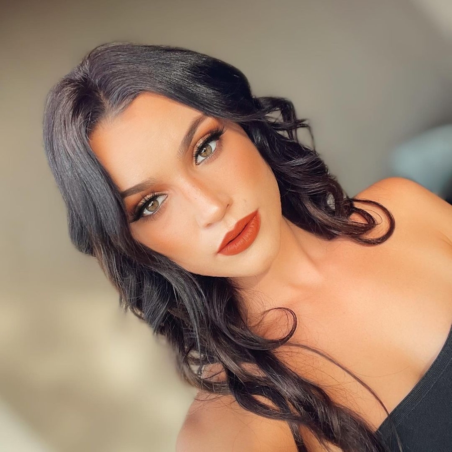 Natalie Zettel, 26 (Family Member)