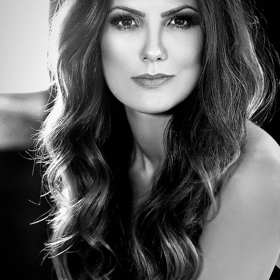 Nataly Mello, 41 (Врач)