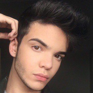 Natan Magalhães, 27 (Pop Singer)