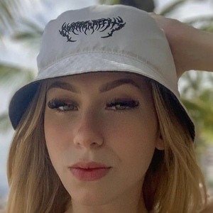 Nathalia Duclos image 5