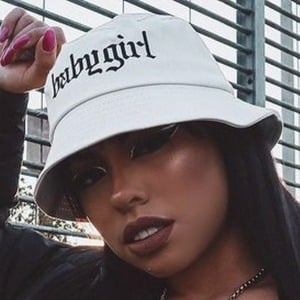 Nathália Nogueira, 35 (YouTube Star)