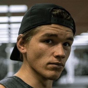 Nathan Kline, 22 (TikTok明星)