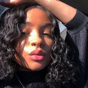Nay Mechelle, 26 (Instagram Star)