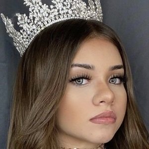 Nayeli Pizarro, 19 (TikTok明星)