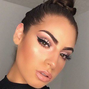 Nazanin Kavari, 26 (YouTube Star)