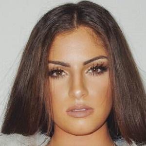 Nazanin Kavari, 26 (YouTube Star)