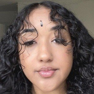 Nazjaa, 25 (Estrelas do YouTube)